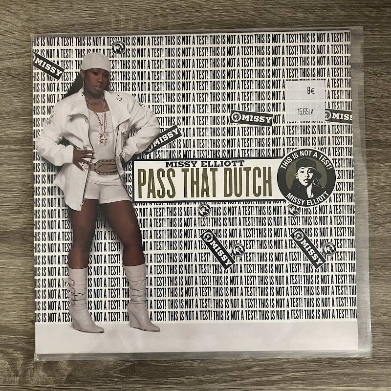 Missy Elliott – Pass That Dutch