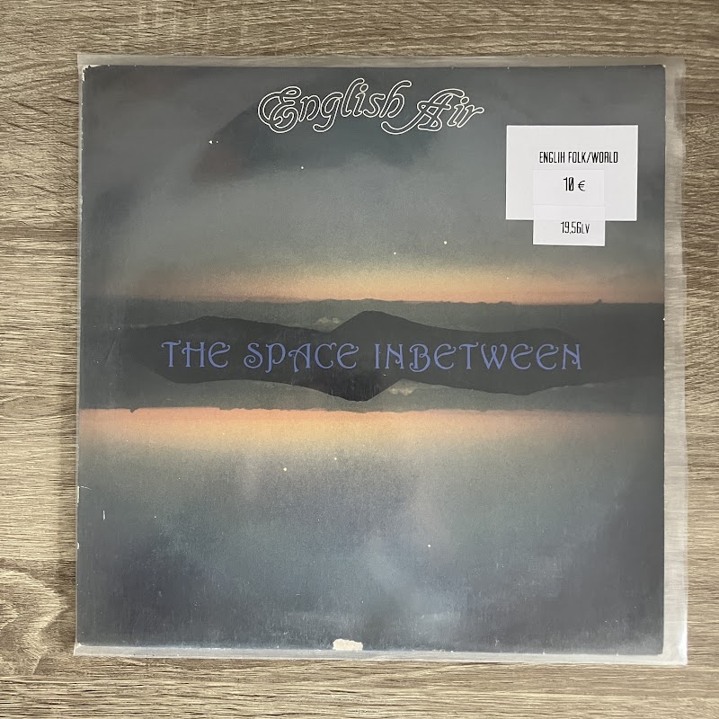 English Air – The Space Inbetween