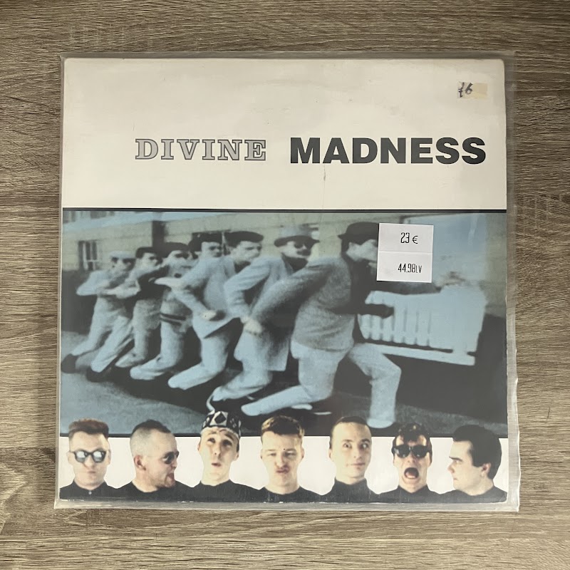 Madness – Divine