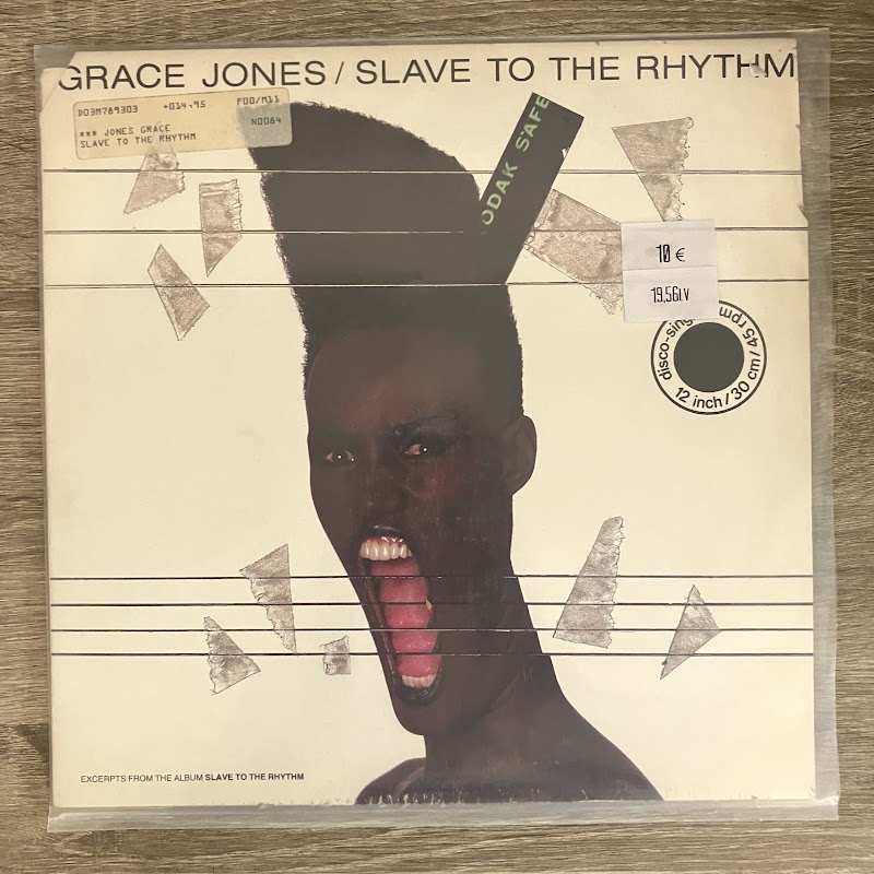 Grace Jones – Slave To The Rhythm