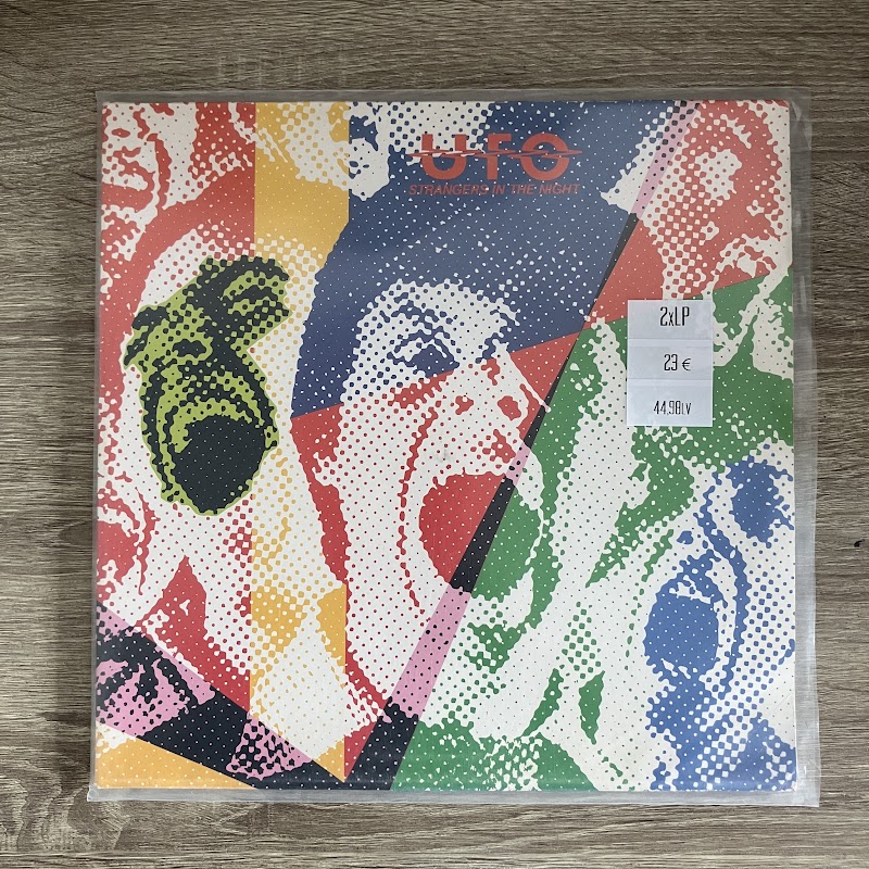 UFO – Strangers In The Night (2)