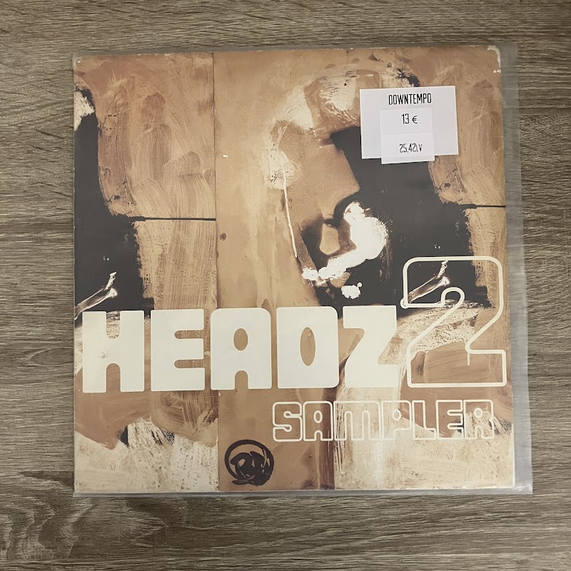 Urban Tribe  Lo – Fi Sensibilities – Headz 2 Sampler