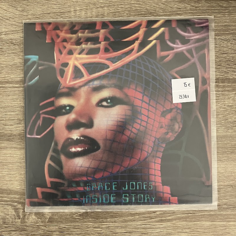 Grace Jones – Inside Story