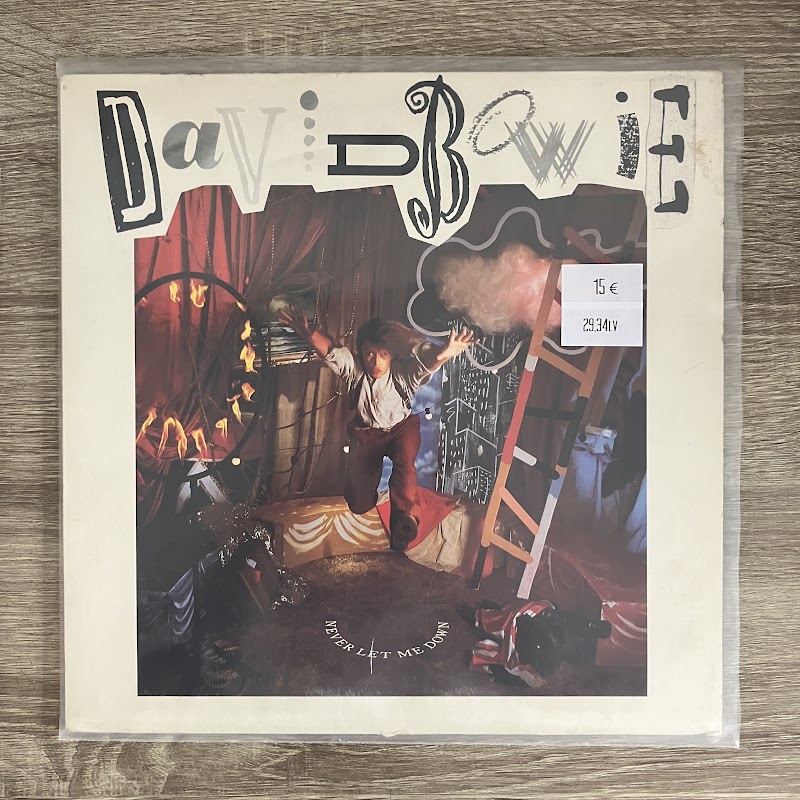 David Bowie – Never Let Me DOwn