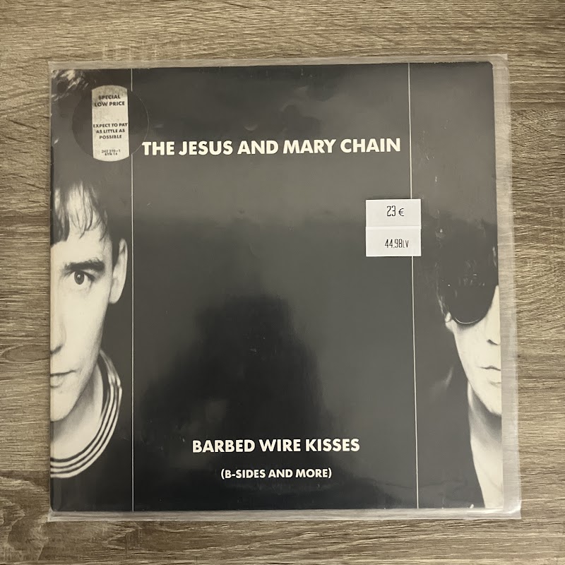 The Jesus & The Mary Chain – Barbed With Kisses